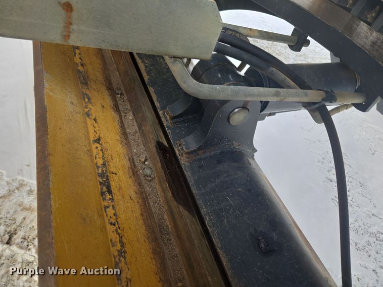 image for item ER5154 2016 John Deere 772GP motor grader