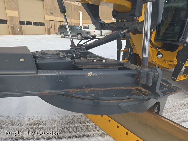 image for item ER5154 2016 John Deere 772GP motor grader