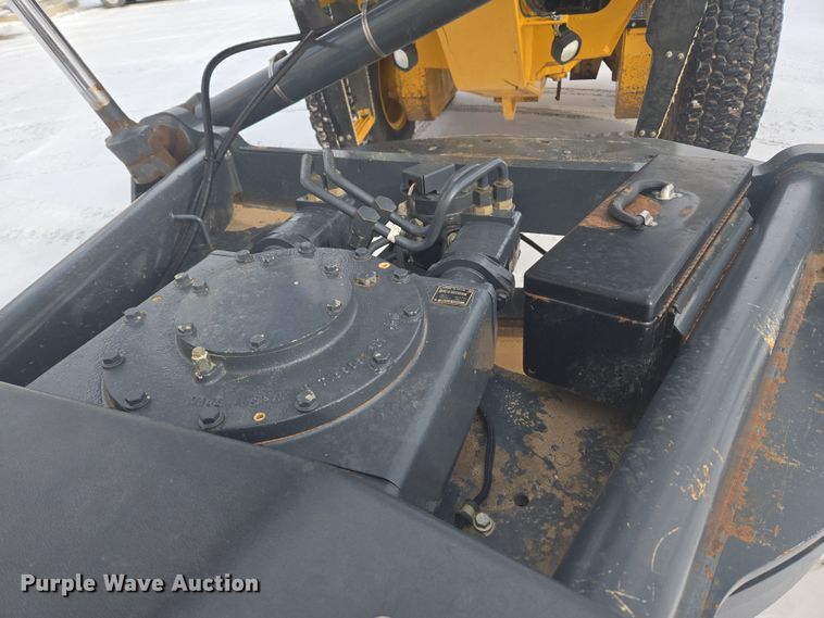 image for item ER5154 2016 John Deere 772GP motor grader