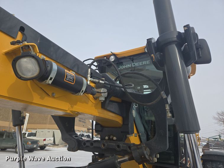 image for item ER5154 2016 John Deere 772GP motor grader