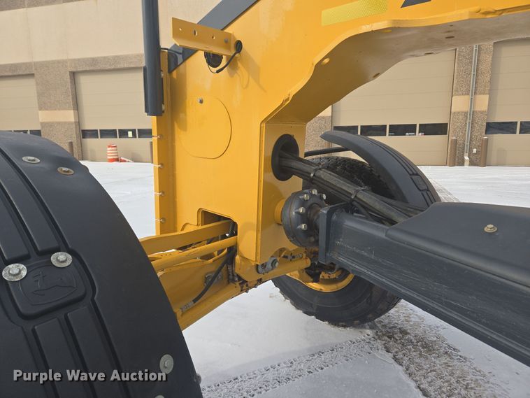 image for item ER5154 2016 John Deere 772GP motor grader