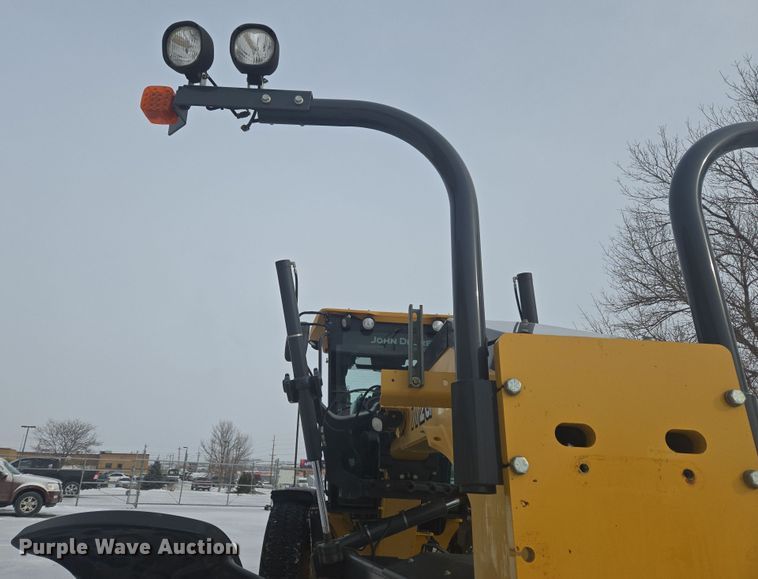 image for item ER5154 2016 John Deere 772GP motor grader