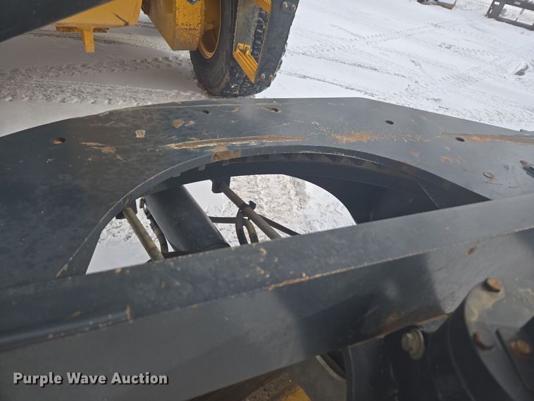 image for item ER5154 2016 John Deere 772GP motor grader