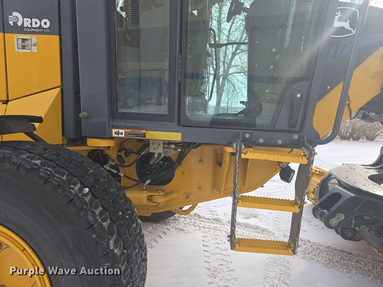 image for item ER5154 2016 John Deere 772GP motor grader