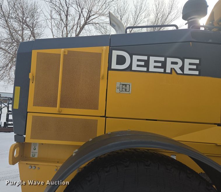 image for item ER5154 2016 John Deere 772GP motor grader