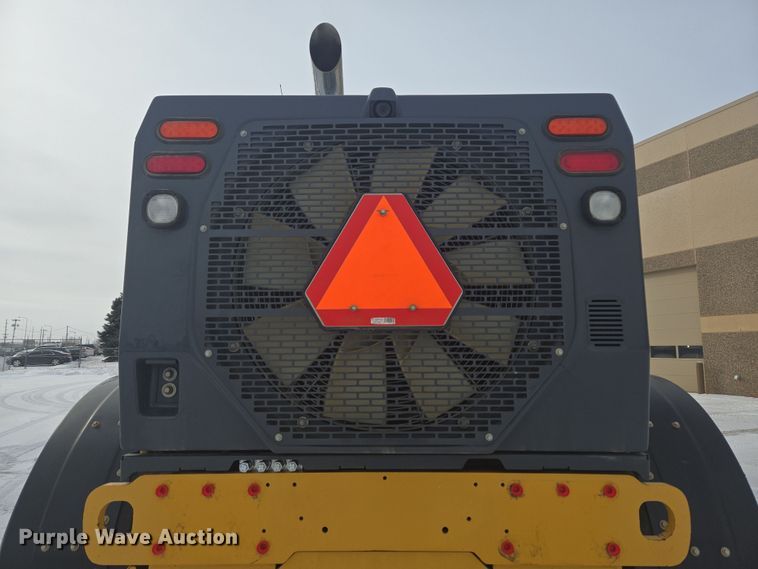 image for item ER5154 2016 John Deere 772GP motor grader