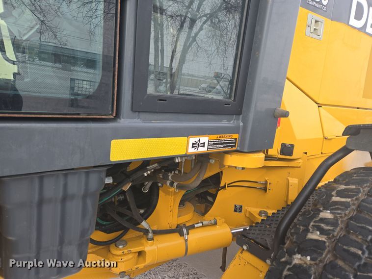 image for item ER5154 2016 John Deere 772GP motor grader