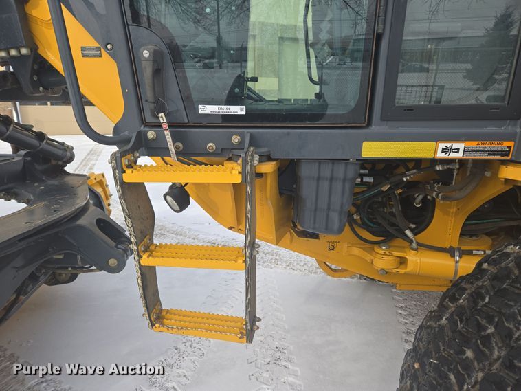 image for item ER5154 2016 John Deere 772GP motor grader