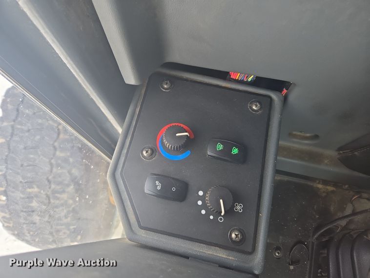 image for item ER5154 2016 John Deere 772GP motor grader