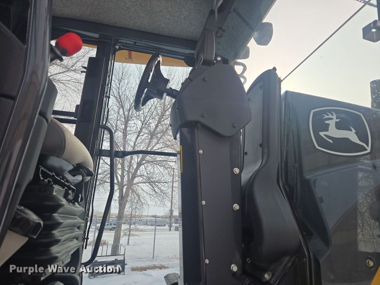 image for item ER5154 2016 John Deere 772GP motor grader