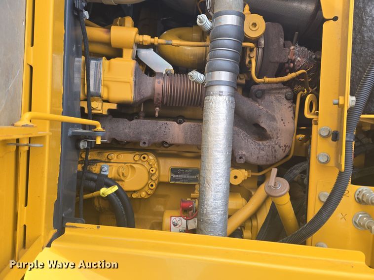 image for item ER5154 2016 John Deere 772GP motor grader