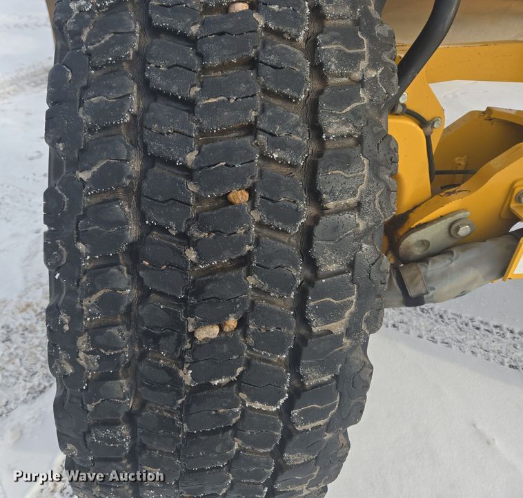 image for item ER5154 2016 John Deere 772GP motor grader