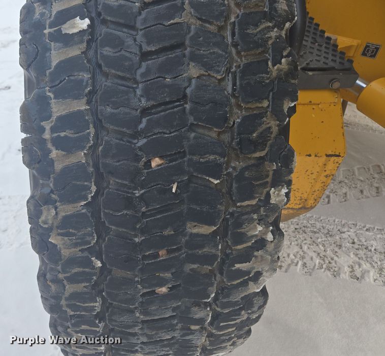 image for item ER5154 2016 John Deere 772GP motor grader