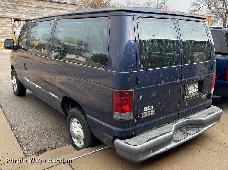 image for item ER8682 2006 Ford E150 van