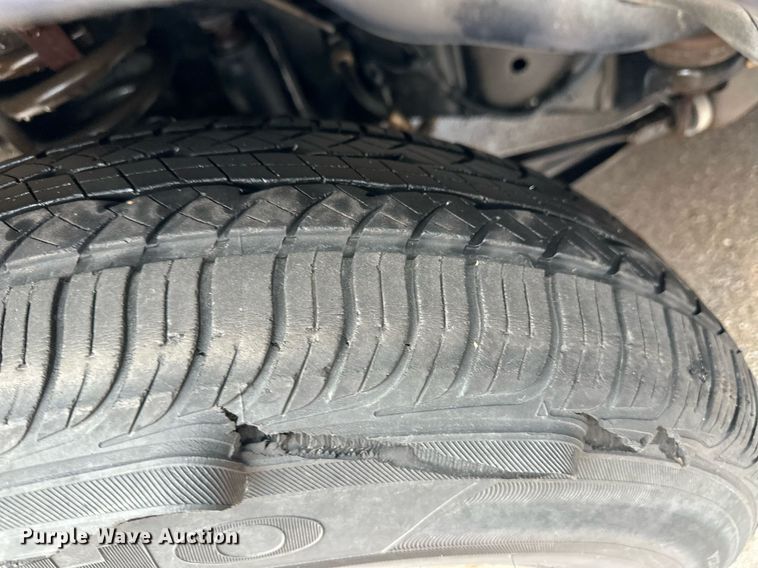 image for item ER8682 2006 Ford E150 van