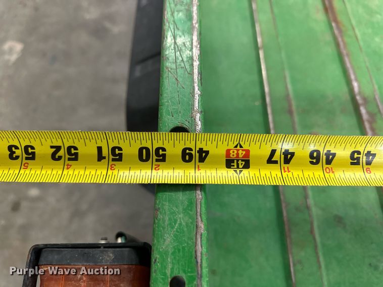 image for item ER8725 2011 John Deere Gator HPX utility vehicle