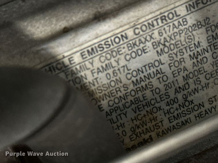 image for item ER8725 2011 John Deere Gator HPX utility vehicle