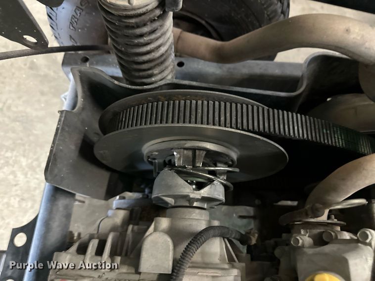 image for item ER8725 2011 John Deere Gator HPX utility vehicle