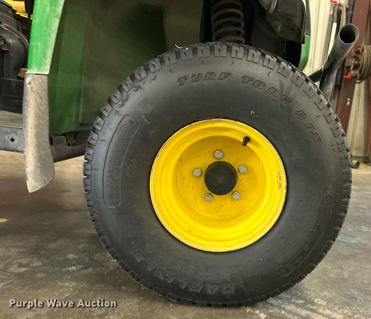 image for item ER8725 2011 John Deere Gator HPX utility vehicle