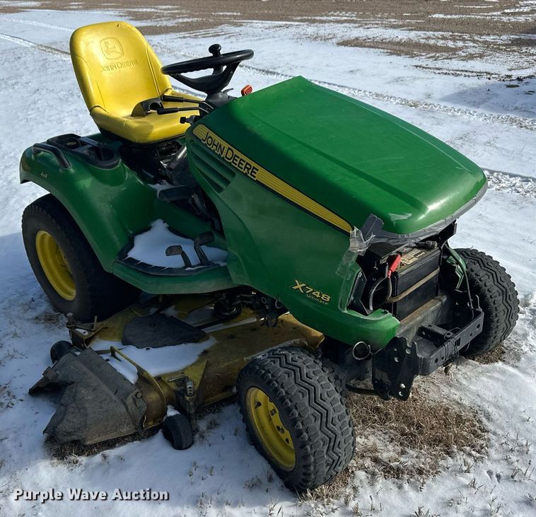 image for item ER8726 John Deere X748 lawn mower