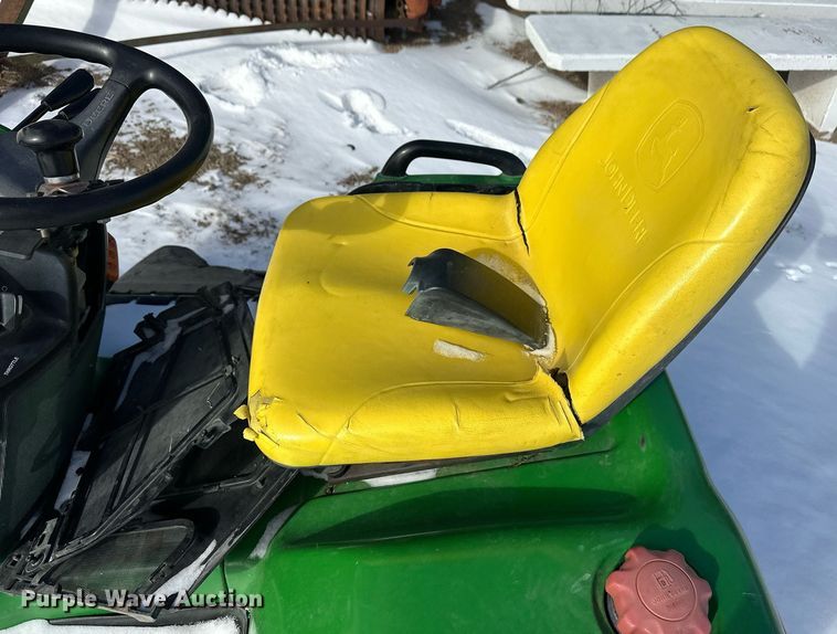 image for item ER8726 John Deere X748 lawn mower