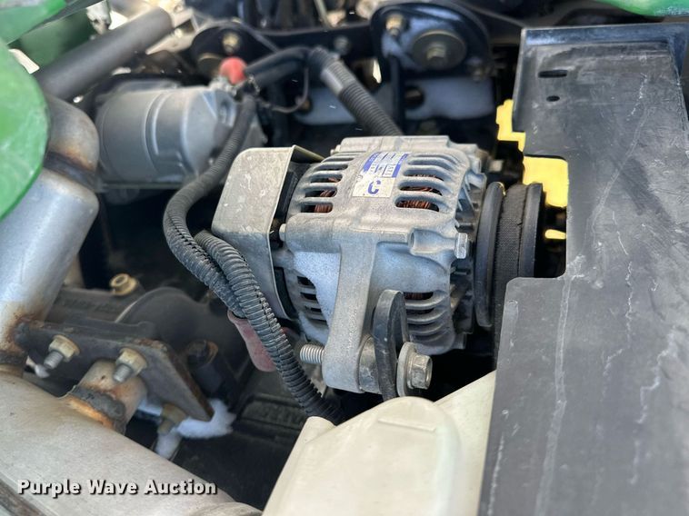 image for item ER8726 John Deere X748 lawn mower