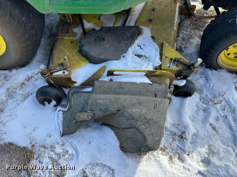 image for item ER8726 John Deere X748 lawn mower