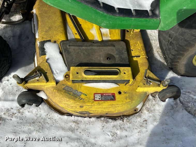 image for item ER8726 John Deere X748 lawn mower