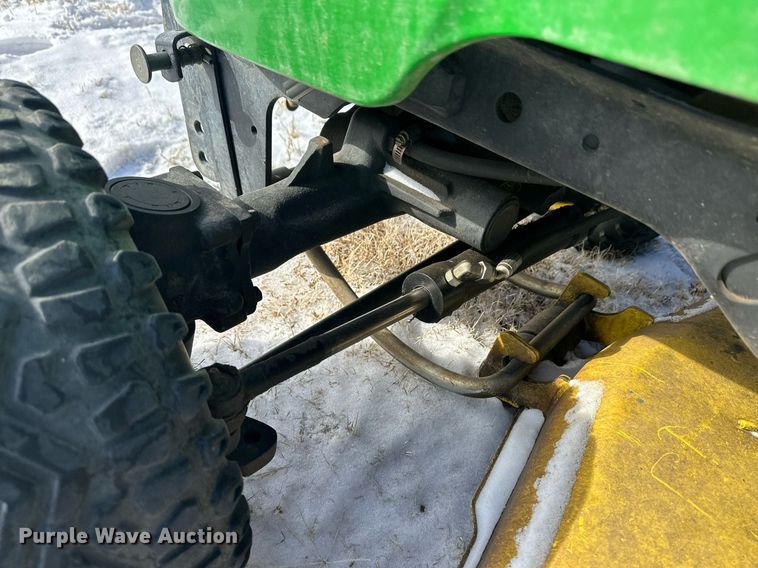 image for item ER8726 John Deere X748 lawn mower