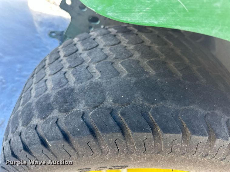 image for item ER8726 John Deere X748 lawn mower