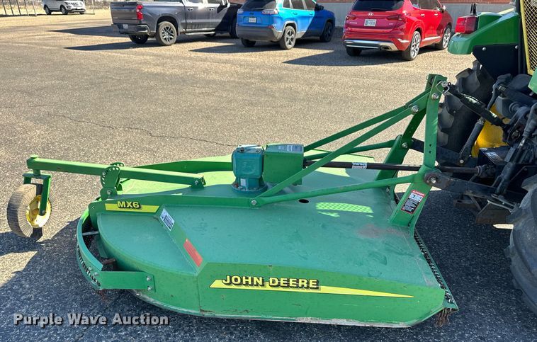 image for item ER8769 2002 John Deere 5220 MFWD tractor