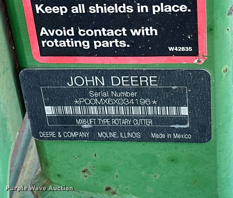 image for item ER8769 2002 John Deere 5220 MFWD tractor