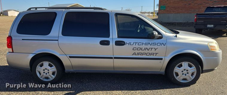 image for item ER8775 2006 Chevrolet Uplander LS van