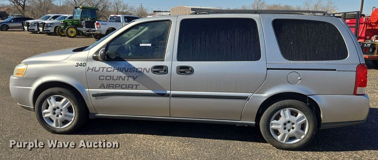 image for item ER8775 2006 Chevrolet Uplander LS van