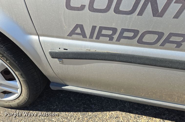 image for item ER8775 2006 Chevrolet Uplander LS van