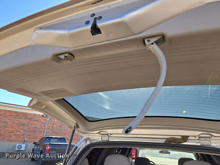 image for item ER8775 2006 Chevrolet Uplander LS van