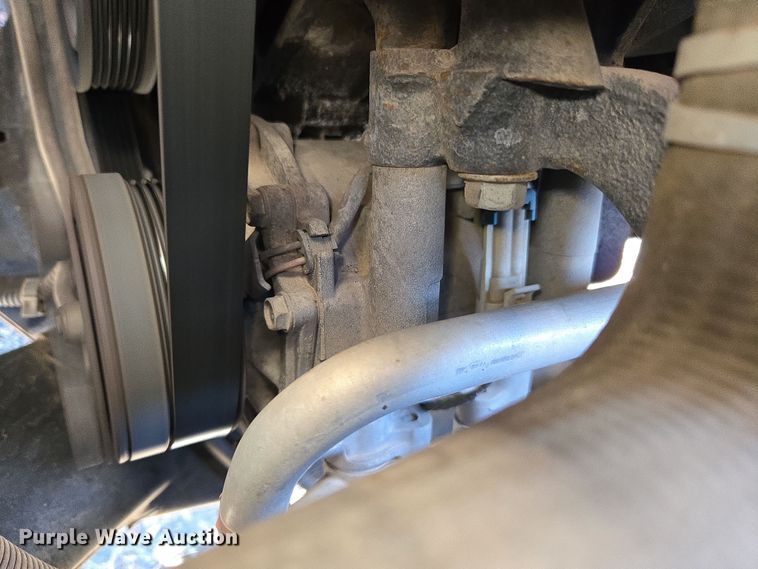 image for item ER8775 2006 Chevrolet Uplander LS van