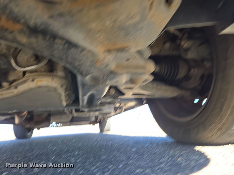 image for item ER8775 2006 Chevrolet Uplander LS van