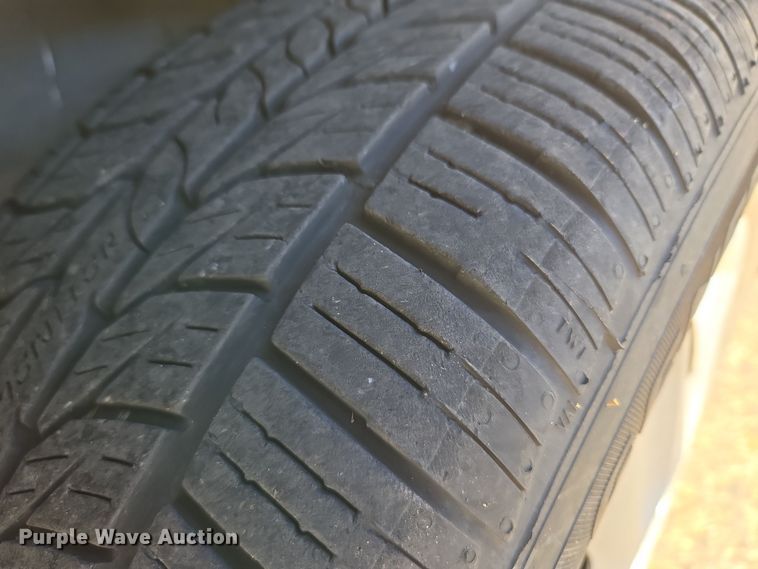 image for item ER8775 2006 Chevrolet Uplander LS van