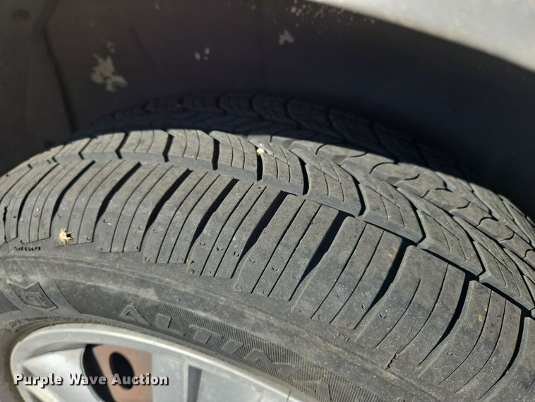 image for item ER8775 2006 Chevrolet Uplander LS van