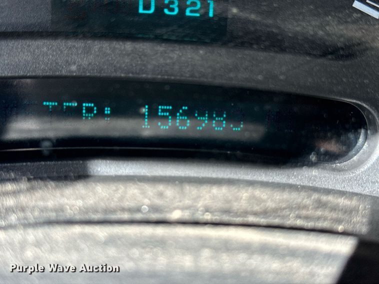 image for item ER8784 2004 GMC Sierra 1500 Ext. Cab pickup truck