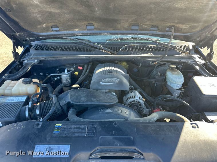 image for item ER8784 2004 GMC Sierra 1500 Ext. Cab pickup truck