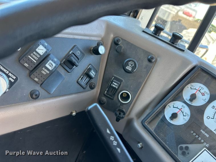 image for item ER8785 2010 IC CE school bus