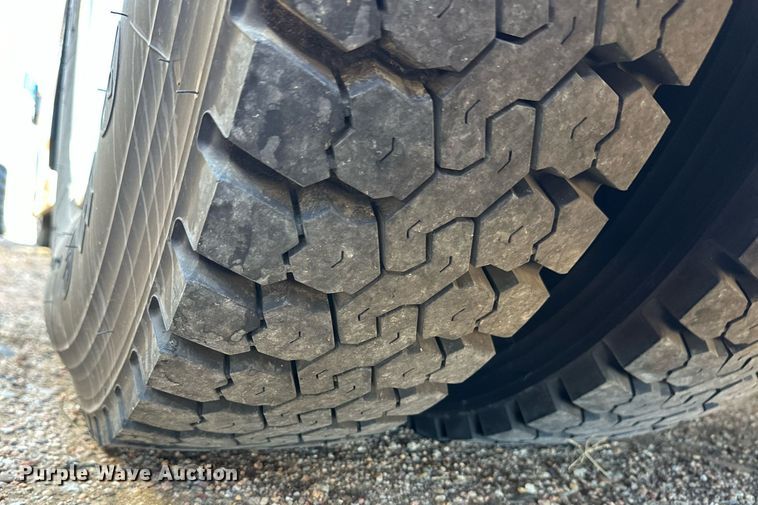 image for item ER8785 2010 IC CE school bus