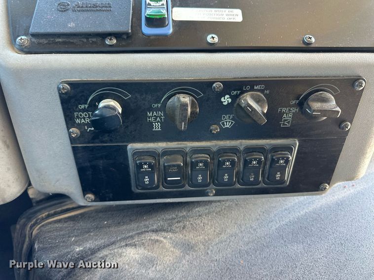 image for item ER8787 2009 Blue Bird All American school bus