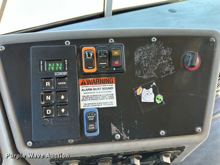 image for item ER8788 2014 Blue Bird All American school bus