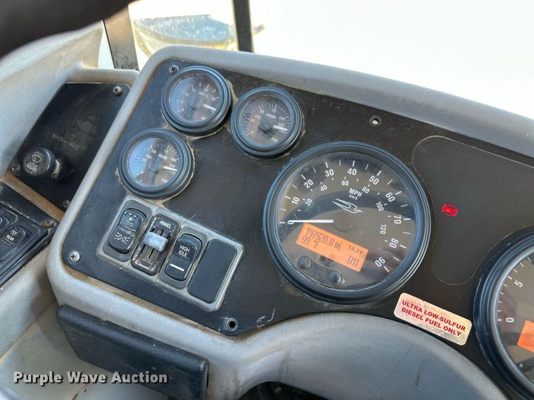 image for item ER8788 2014 Blue Bird All American school bus