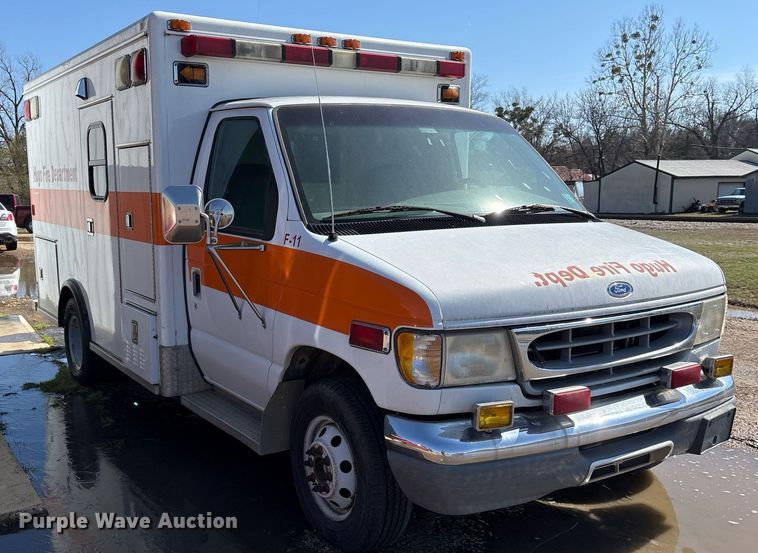image for item EY9919 1997 Ford E350 ambulance