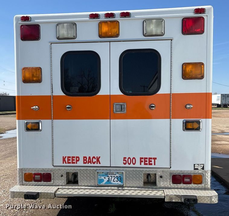 image for item EY9919 1997 Ford E350 ambulance