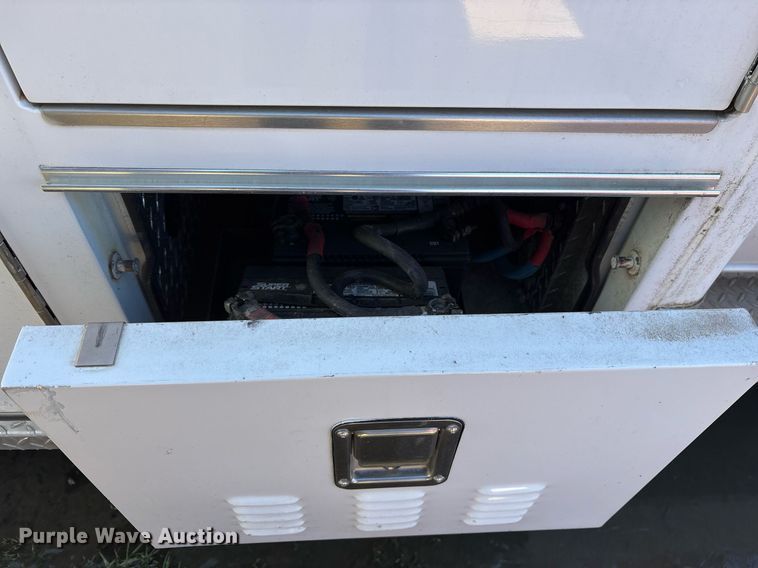 image for item EY9919 1997 Ford E350 ambulance